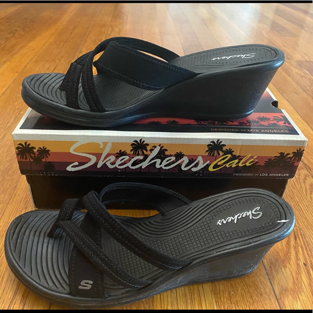 Skechers wedge sandals